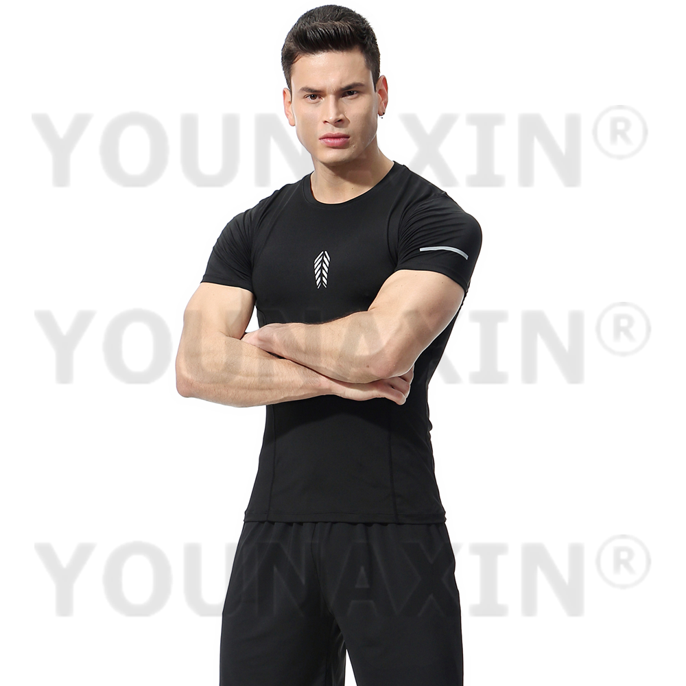 Kaus Lengan Pendek Pria Pakaia - T Shirt Tight Fit ulasan dan harga